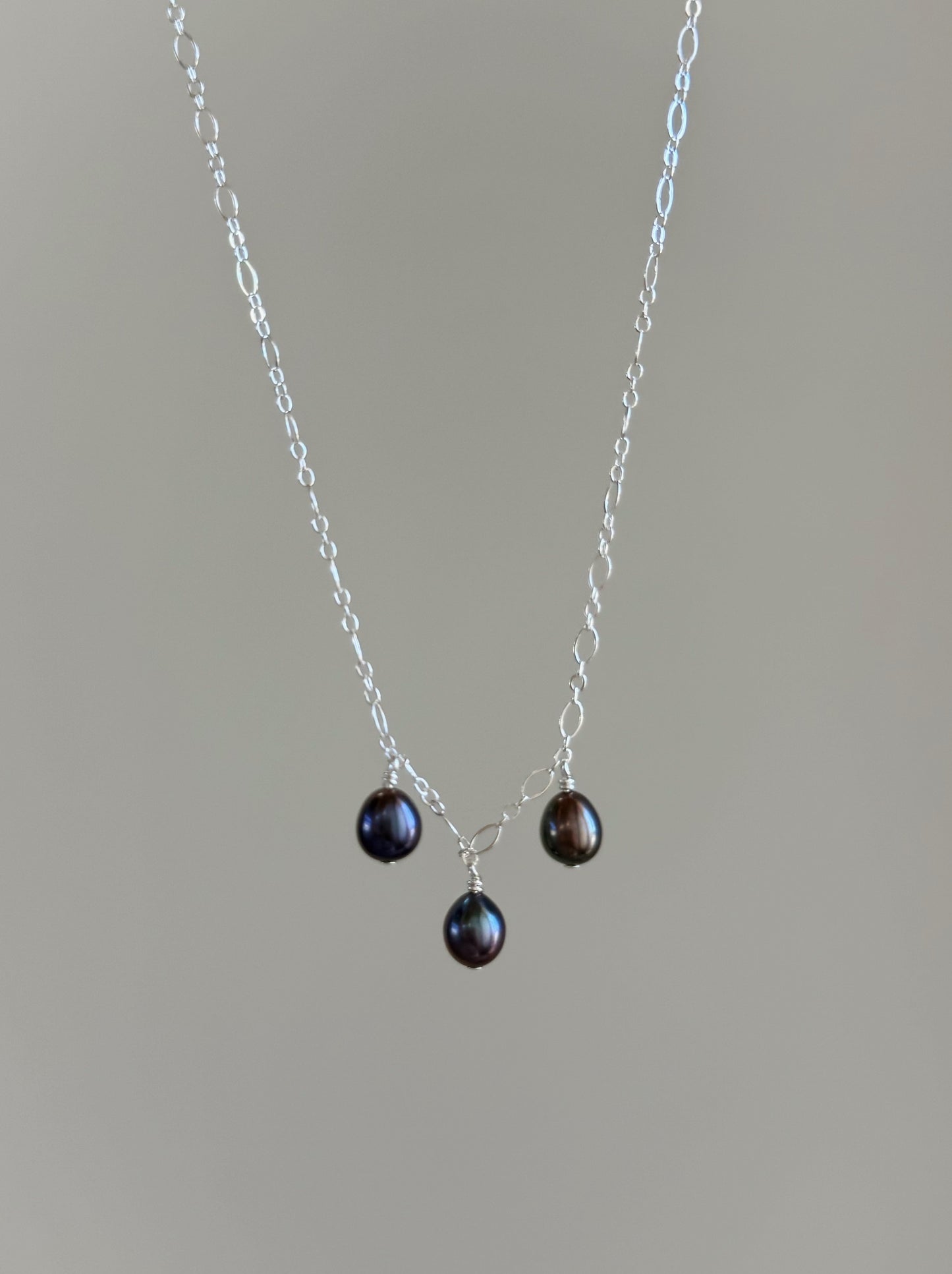 Sterling Silver Fancy Chain Tahitian Peacock Pearl Necklace