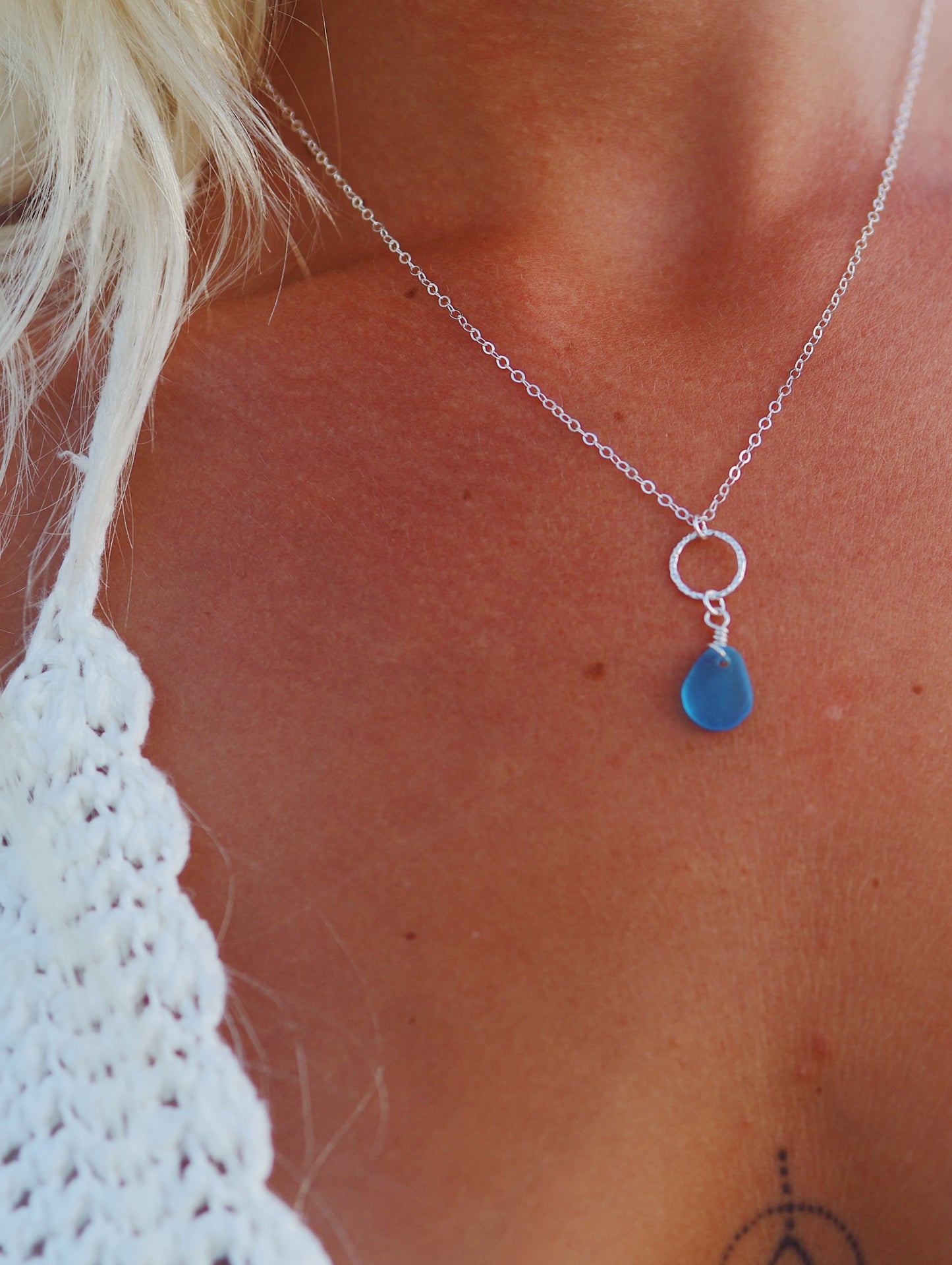 Sterling Silver Ocean Blue Sea Glass Hammered Circle Necklace