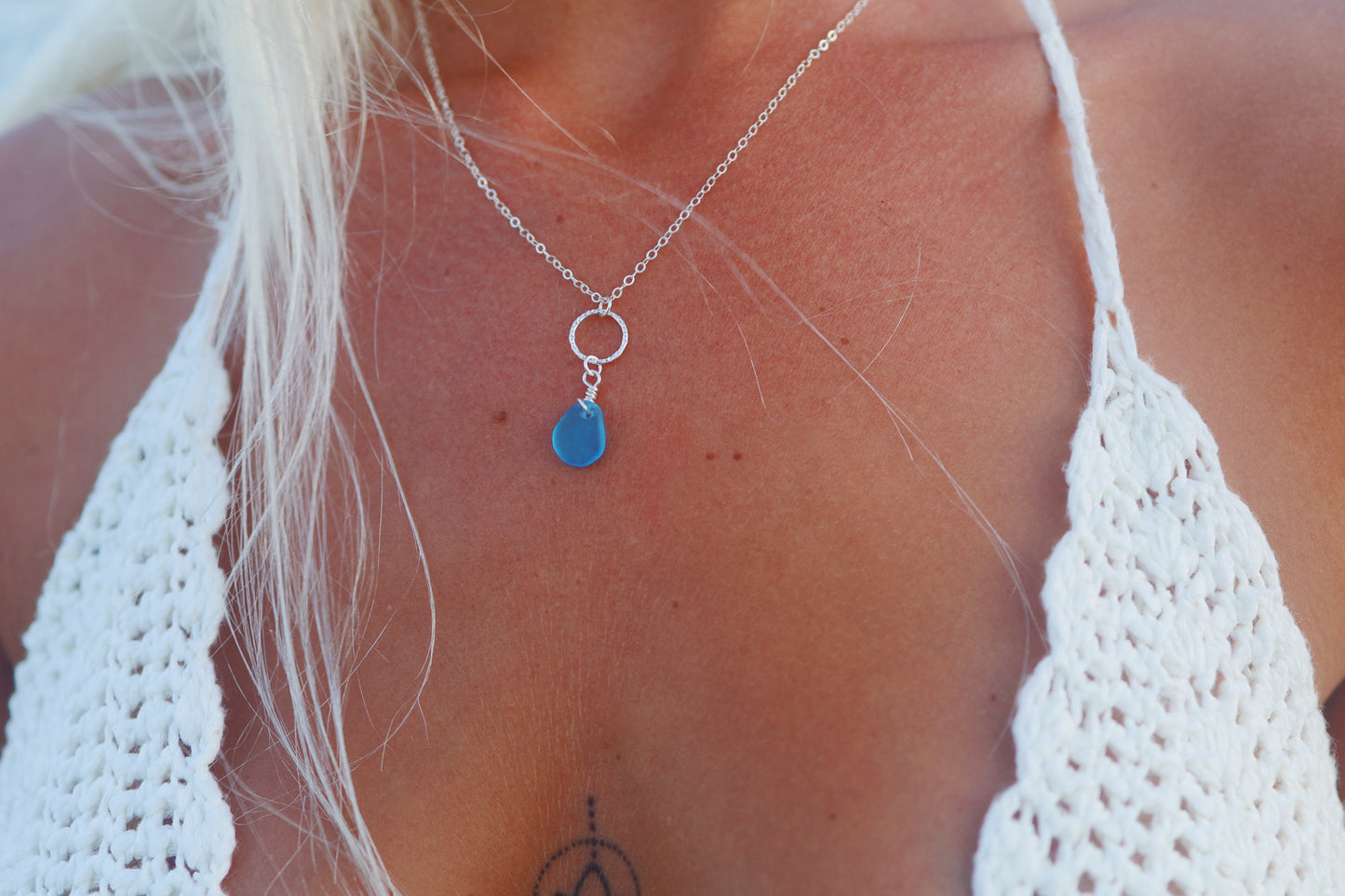 Sterling Silver Ocean Blue Sea Glass Hammered Circle Necklace