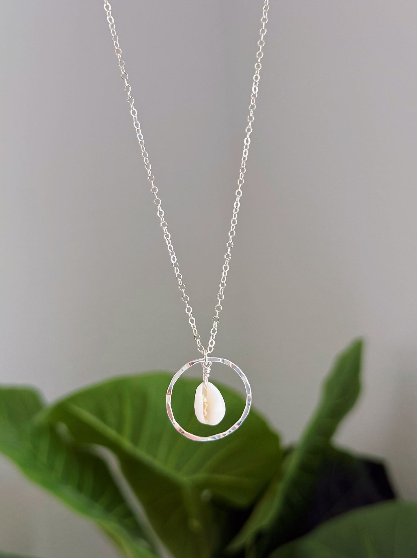 Sterling Silver Cowrie Shell Shiny Hammered Circle Necklace