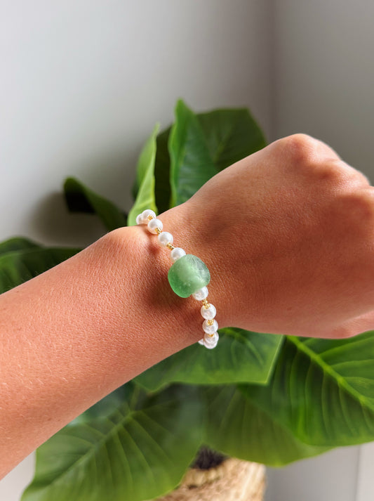 Gold Forest Green Sea Glass Pearl Bracelet