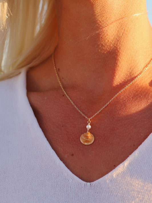 Gold Sunset Shell Pearl Necklace