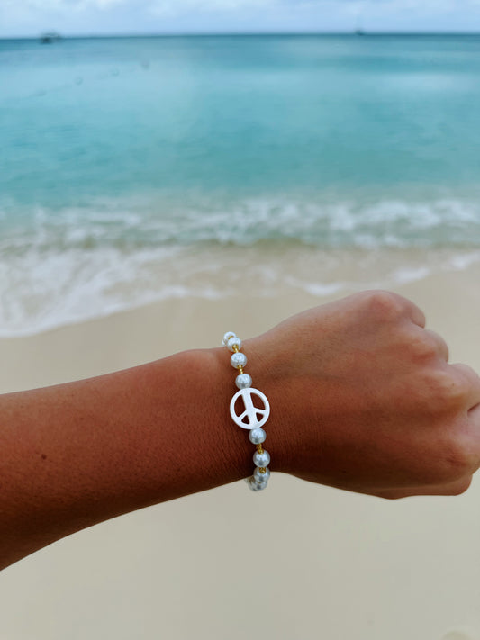 Gold Mother of Pearl Peace Pearl Bracelet