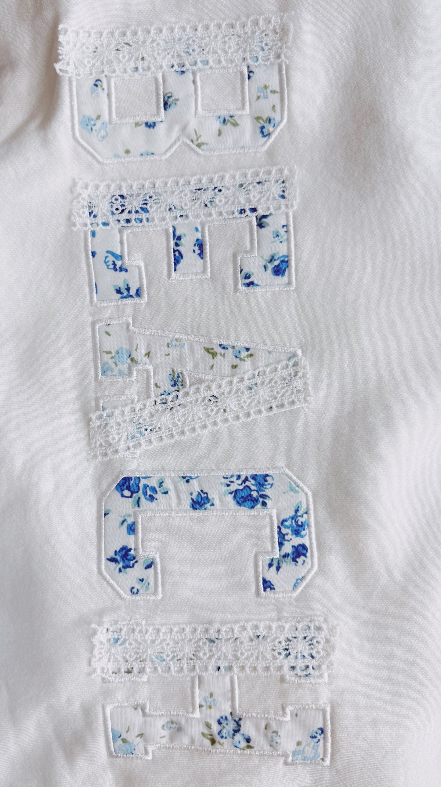 Floral Beach Lettering Lace Crewneck