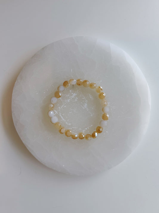 Tan Faceted Beaded Bracelet