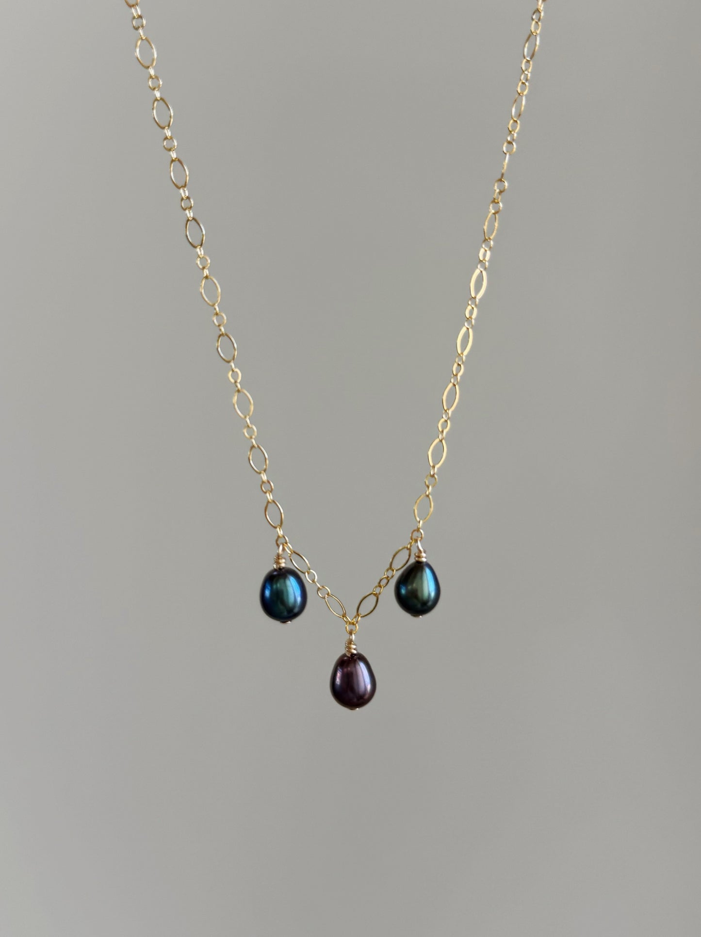 Gold Filled Fancy Chain Tahitian Peacock Pearl Necklace