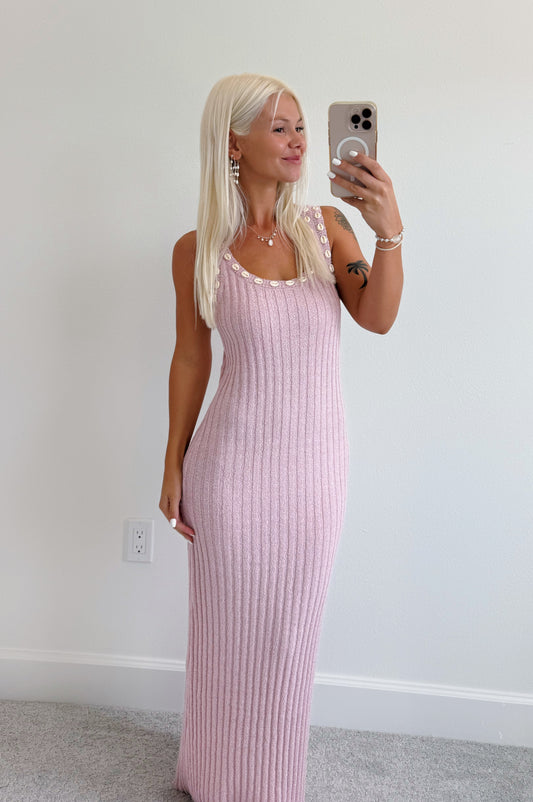 Rib Knit Cowrie Shell Trim Maxi Dress