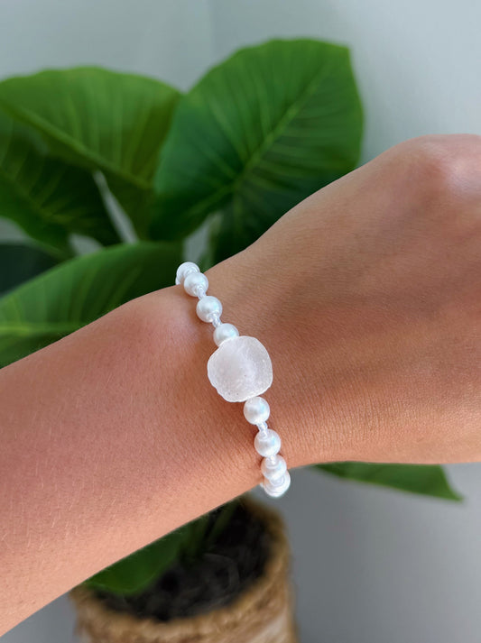 Clear Sea Glass Pearl Bracelet